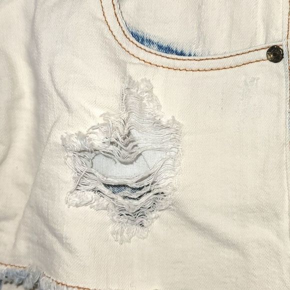 Y2K Fashion: Boom Boom Jean Shorts Sz. 11 - Picture 4 of 13